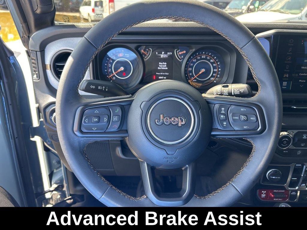 Used 2024 Jeep Wrangler Willys image 16