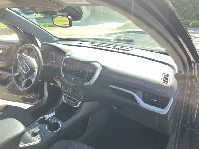 Used 2023 GMC Terrain SLE w/ Driver Convenience Package FWD image 29