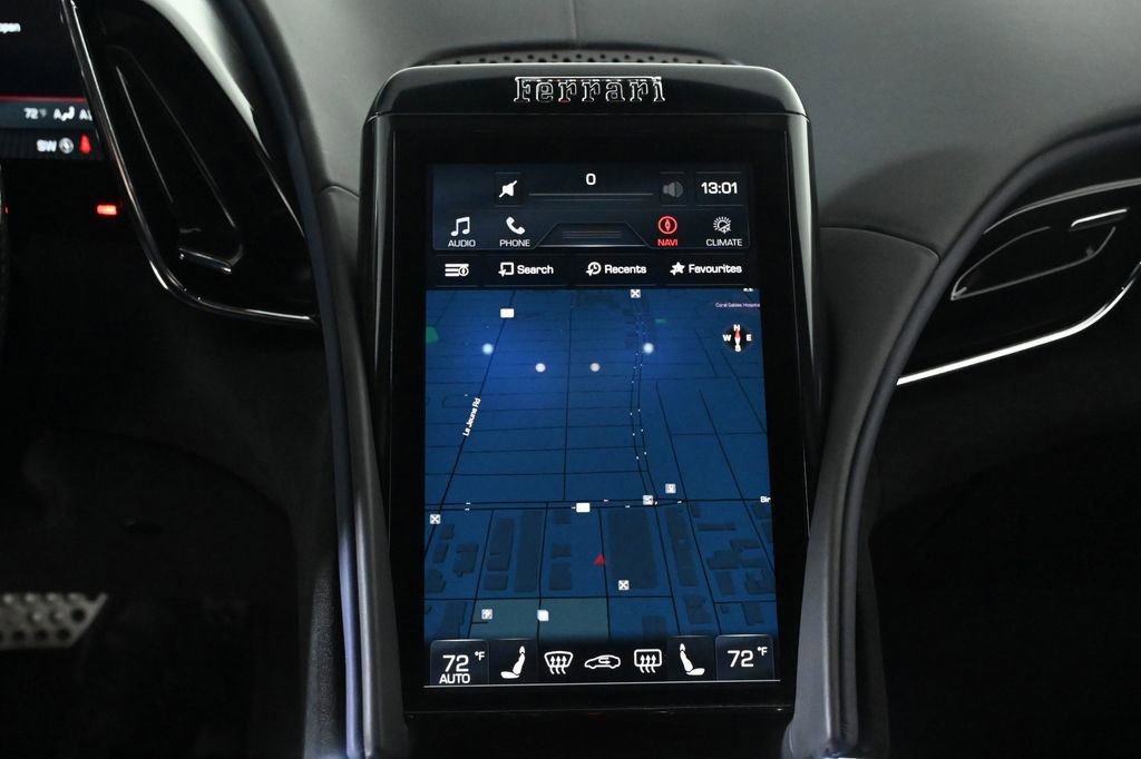 Used 2021 Ferrari Roma image 15