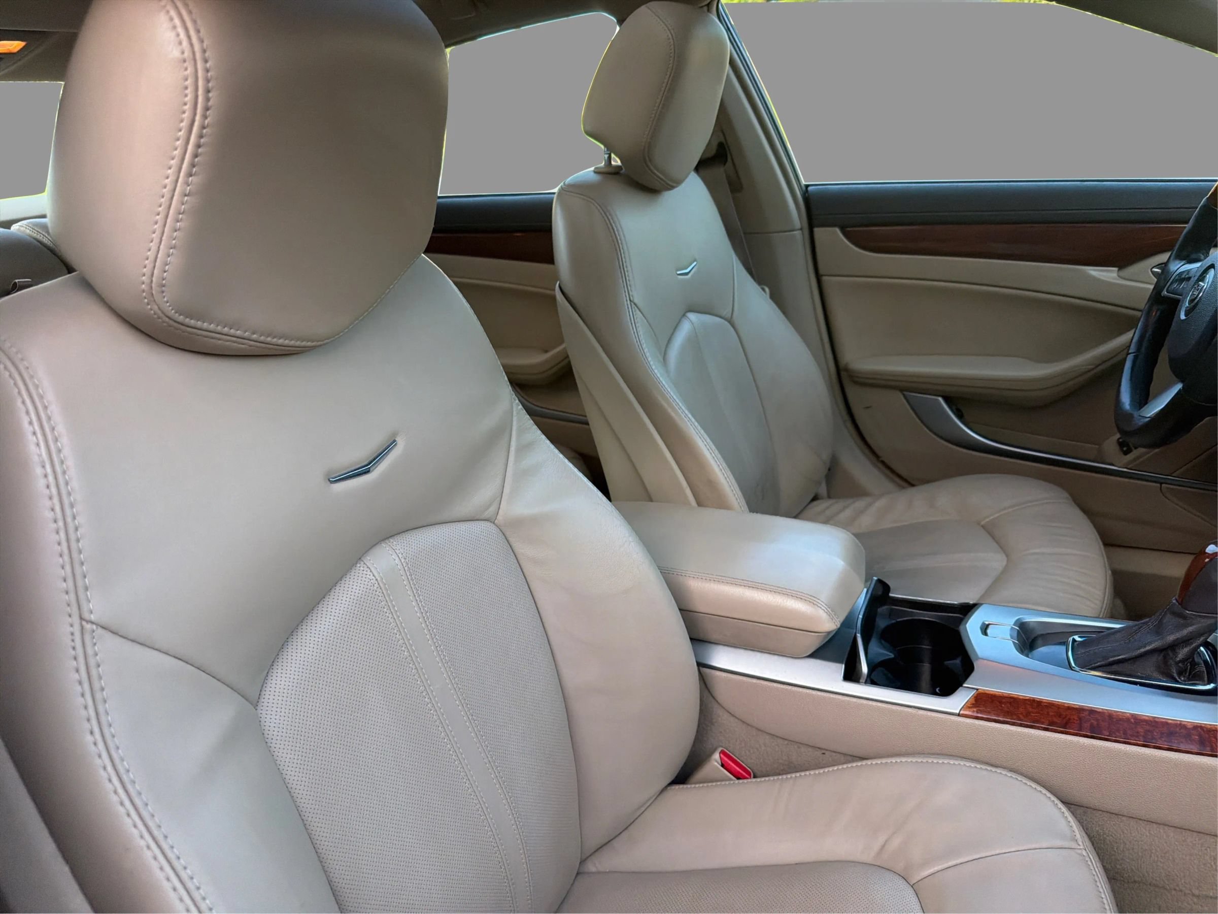 Used 2010 Cadillac CTS Premium AWD/4WD image 26