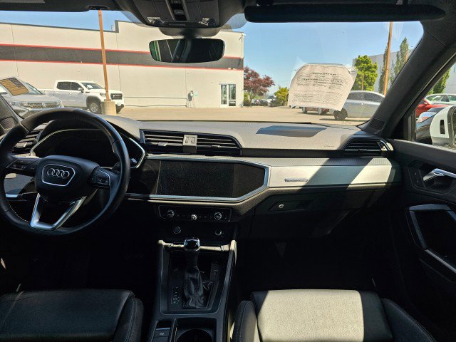 Used 2020 Audi Q3 2.0T Premium Plus image 17