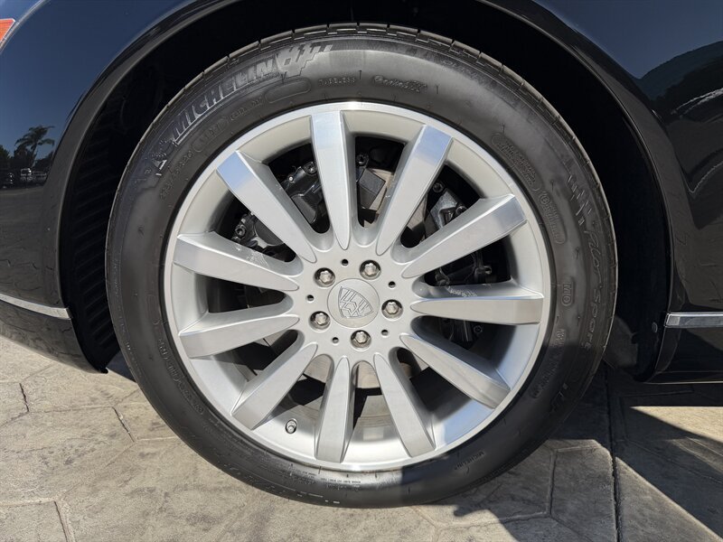 Used 2006 Maybach 57 S RWD image 20
