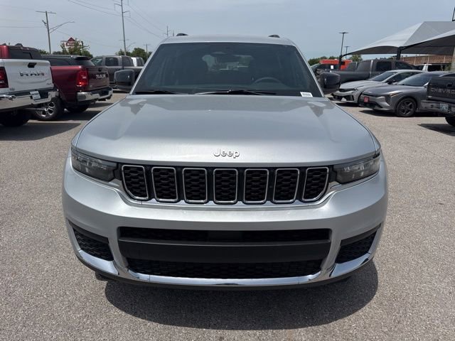 New 2025 Jeep Grand Cherokee L Laredo AWD/4WD image 2