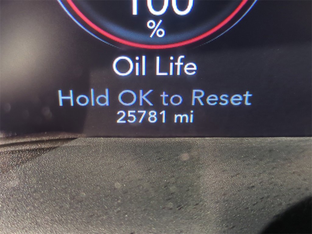 Used 2021 Dodge Charger R/T w/ Plus Group image 30