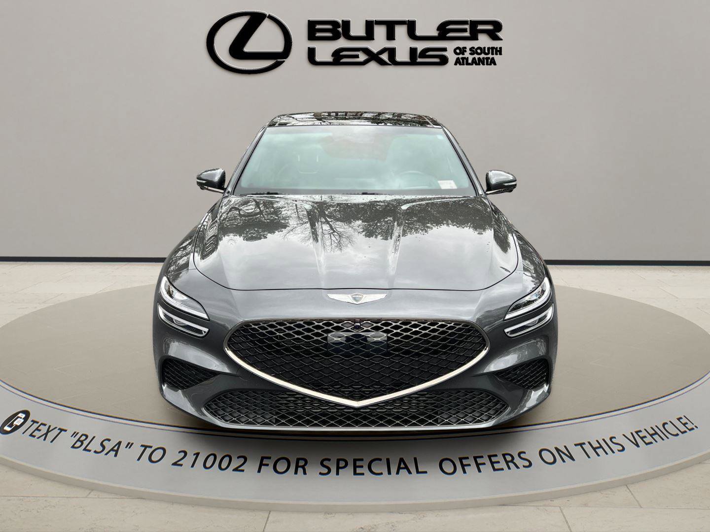Used 2022 Genesis G70 3.3T image 2
