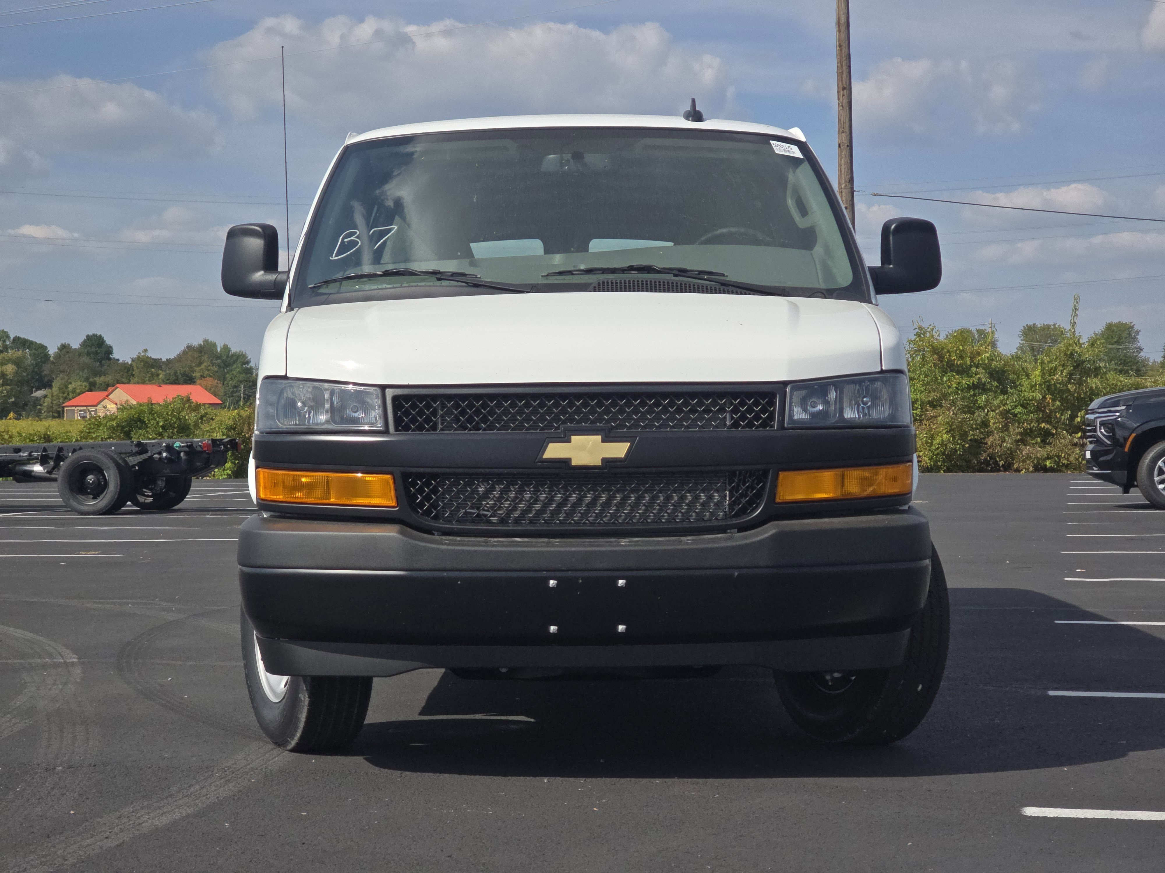 New 2025 Chevrolet Express 3500 Extended w/ Driver Convenience Package image 7
