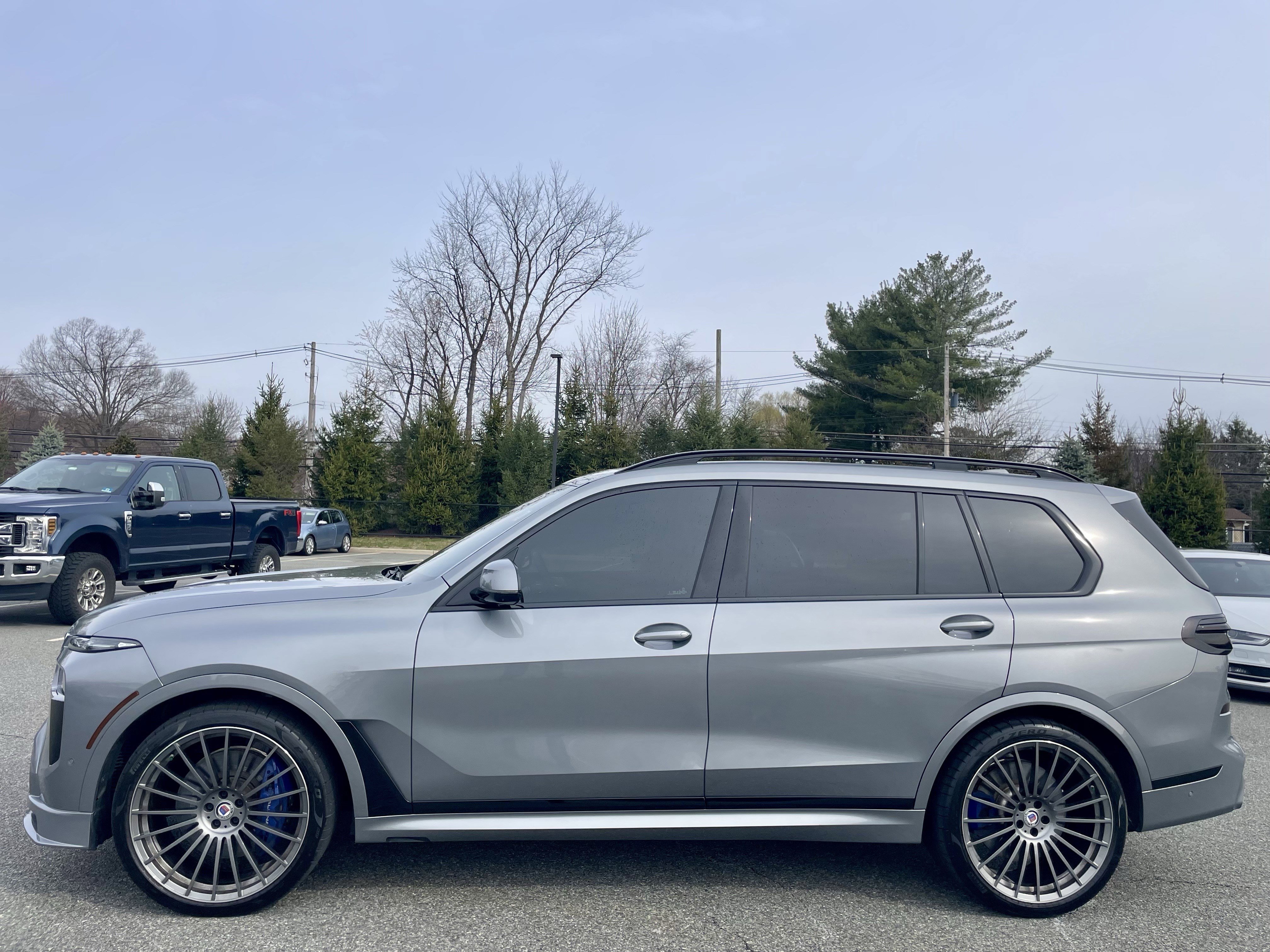 Used 2025 BMW ALPINA XB7 image 8