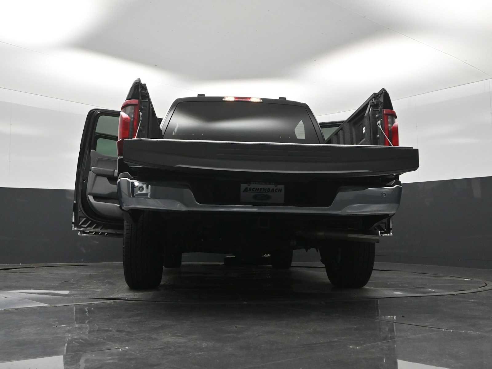 Used 2025 Ford F150 XLT w/ Equipment Group 301A Standard AWD/4WD image 51
