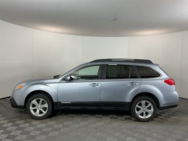 Used 2014 Subaru Outback 2.5i Premium w/ Moonroof Package AWD/4WD image 8