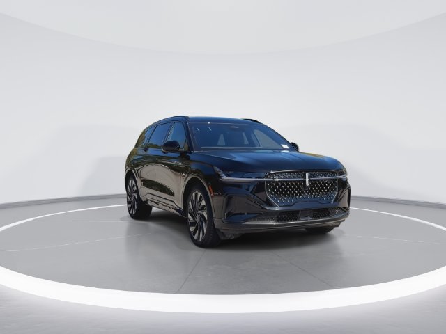 New 2026 Lincoln Nautilus Reserve AWD/4WD image 2