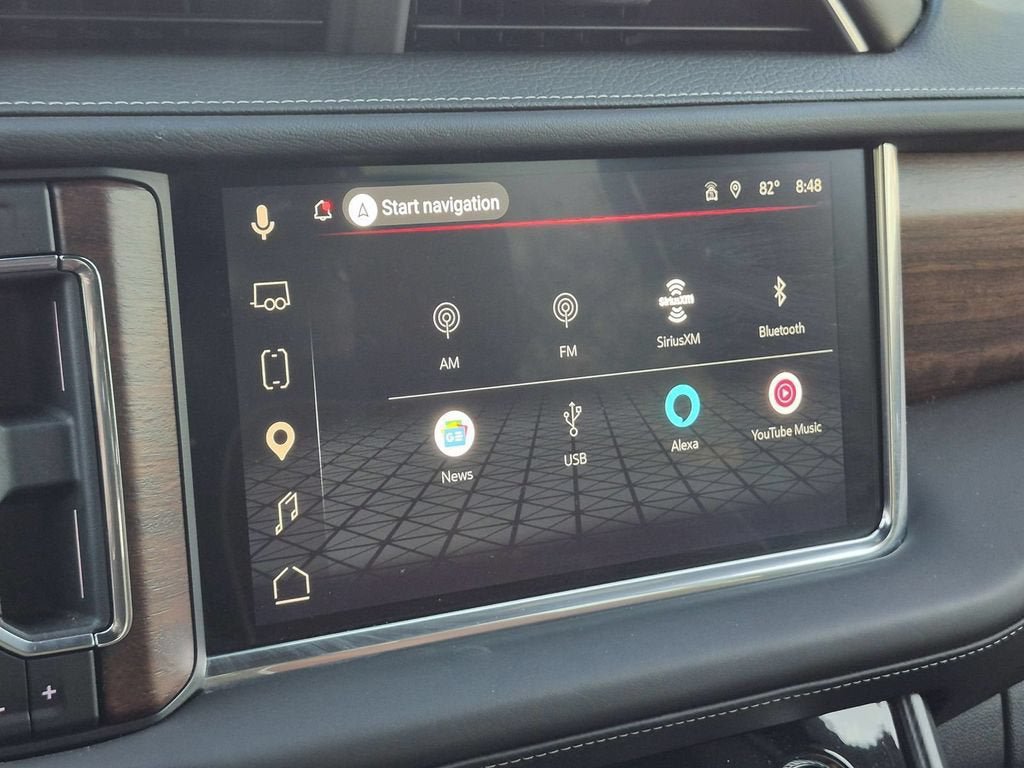 Used 2024 GMC Yukon Denali Ultimate AWD/4WD image 16