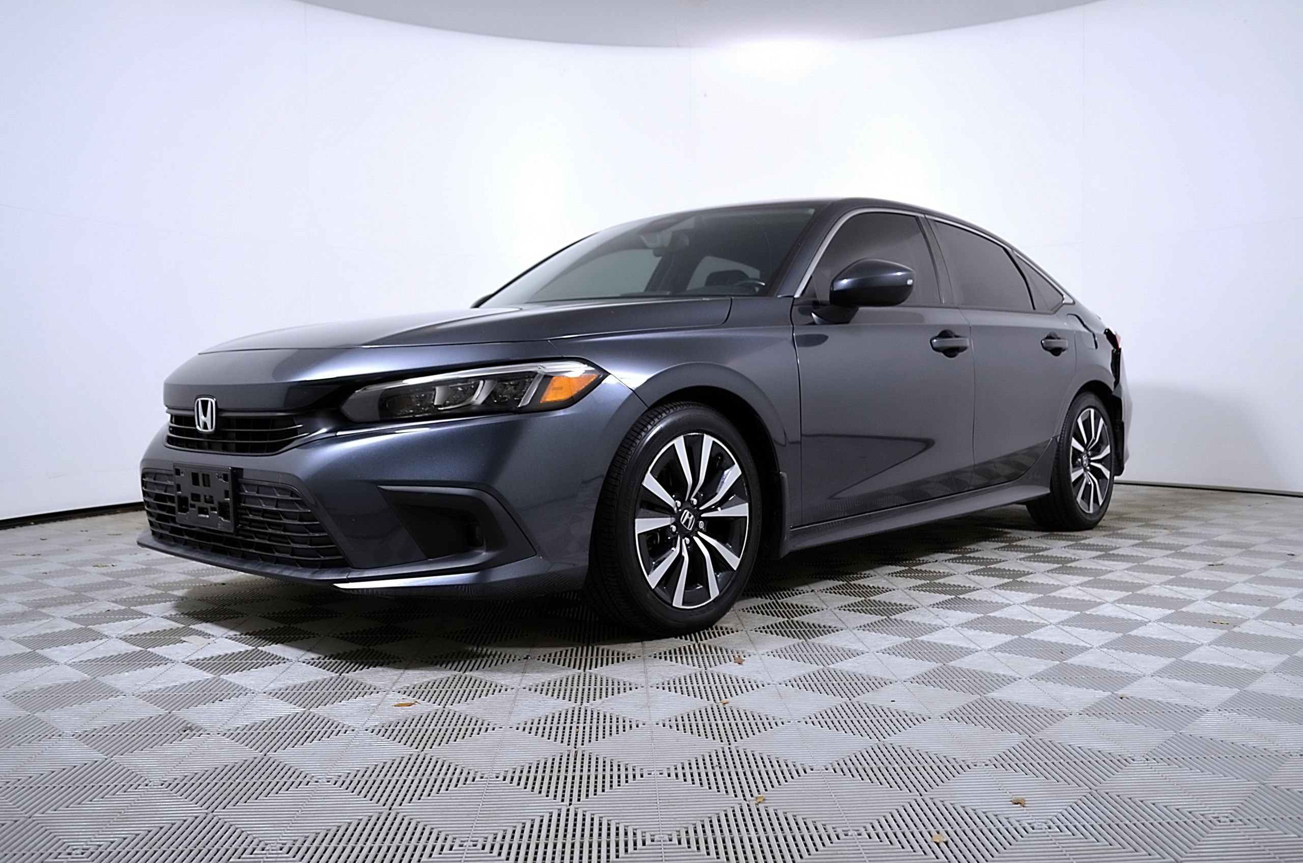 Used 2024 Honda Civic EX image 3