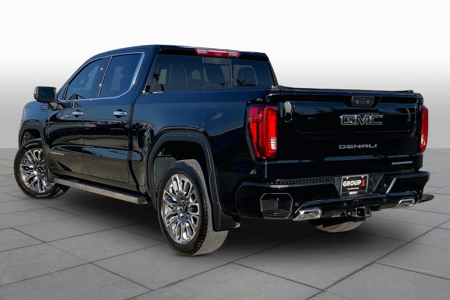 Used 2025 GMC Sierra 1500 Denali Ultimate AWD/4WD image 12