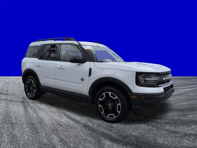 Certified 2023 Ford Bronco Sport Outer Banks AWD/4WD image 2