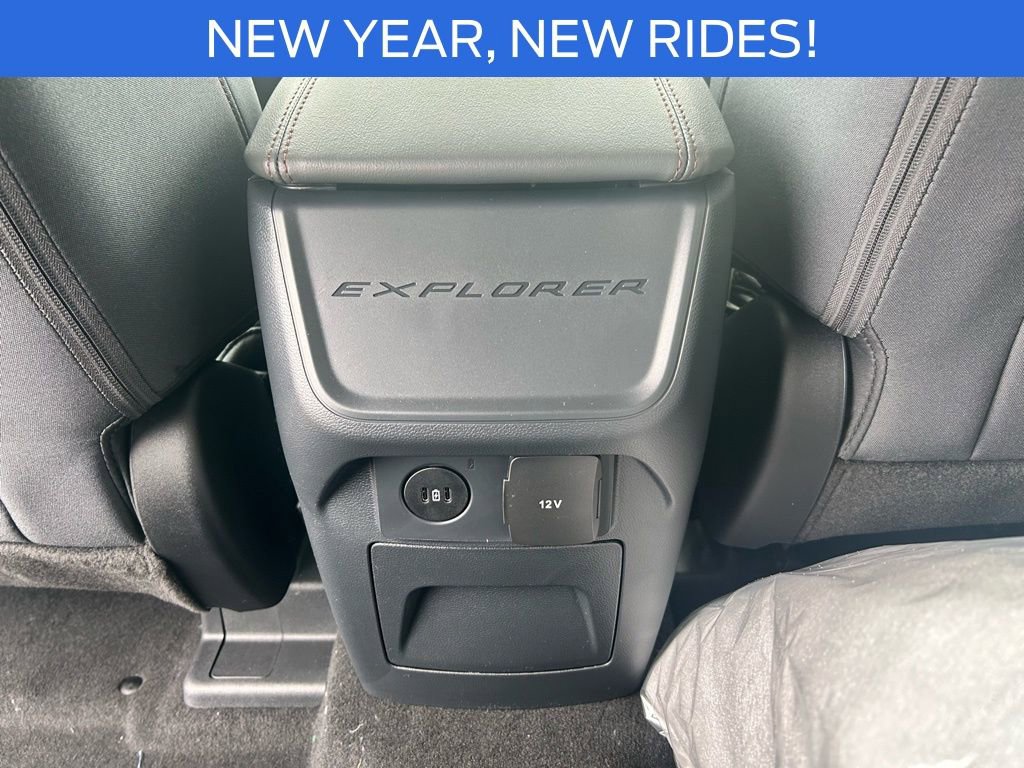New 2026 Ford Explorer Active image 25
