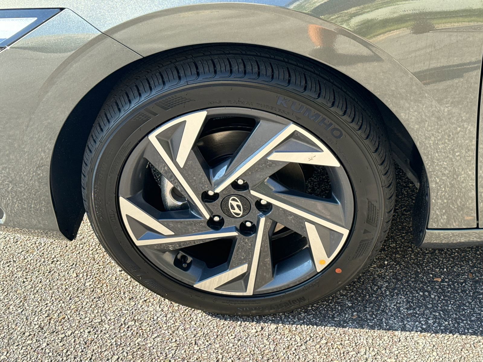 New 2025 Hyundai Elantra Sport image 11