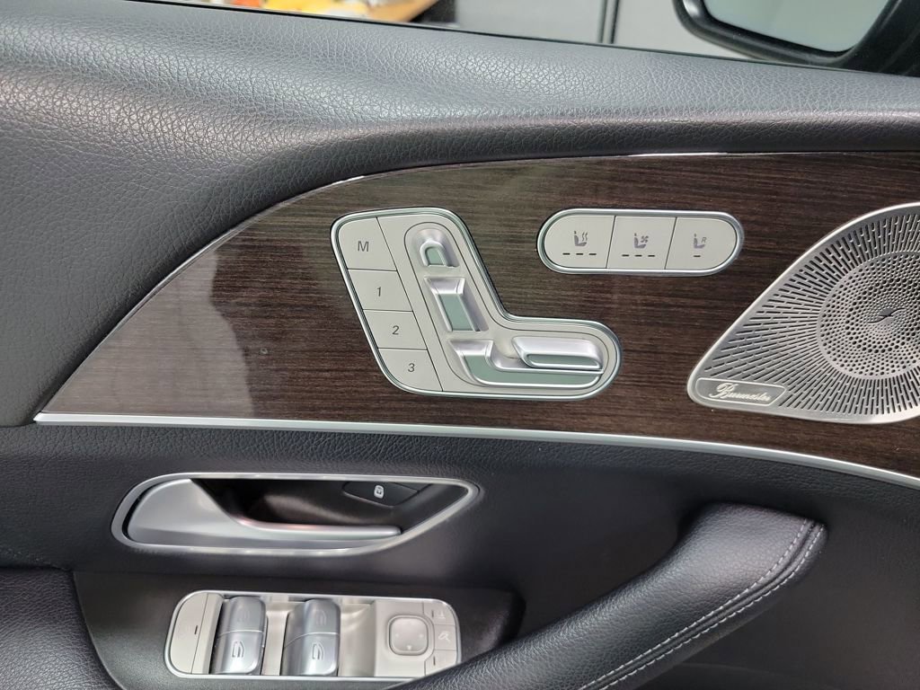 Used 2024 Mercedes-Benz GLE 350 GLE 350 w/ 3rd Row Seat Package image 39