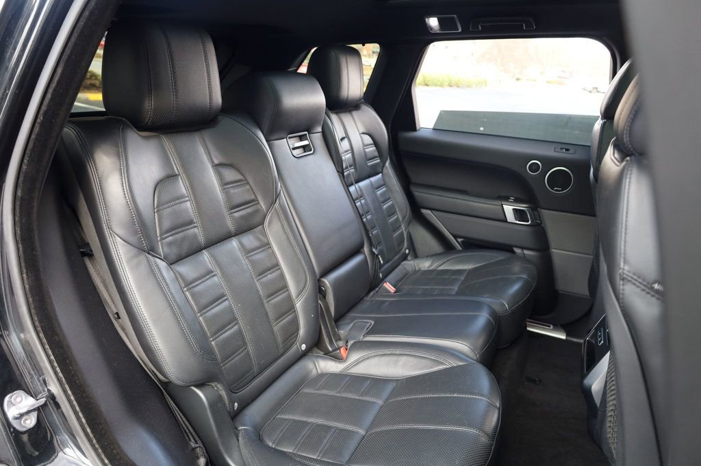Used 2016 Land Rover Range Rover Sport HST image 21