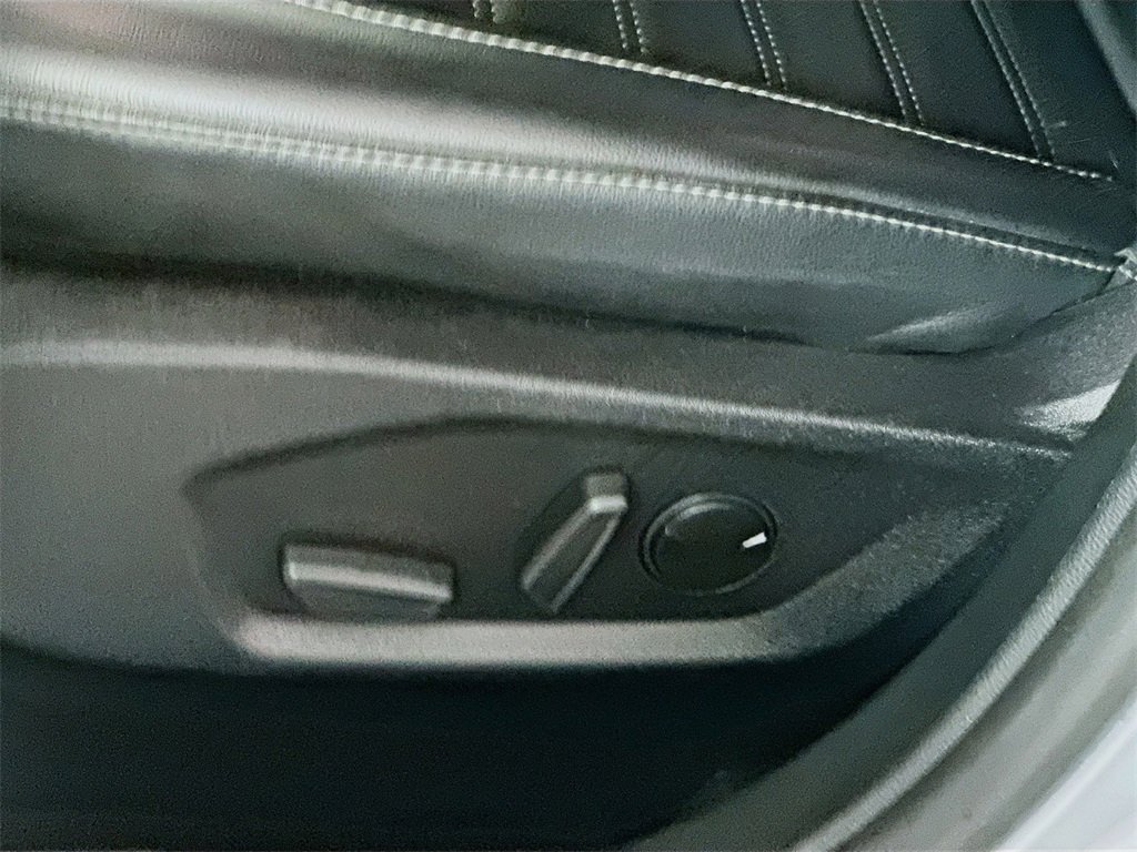 Used 2024 Ford Edge SEL image 22