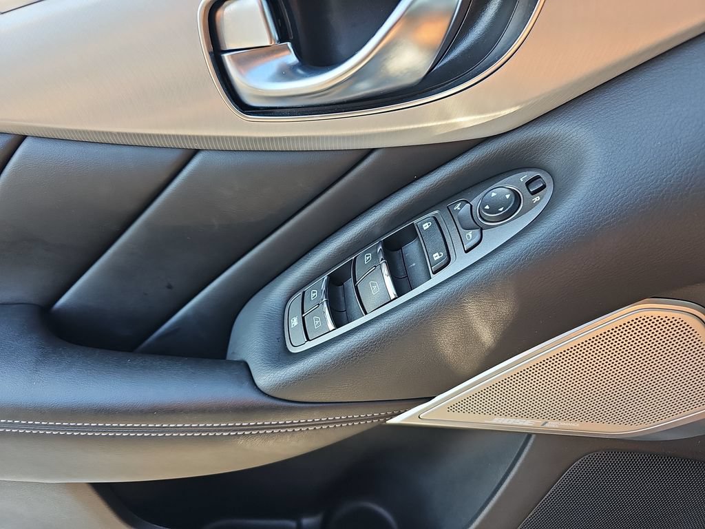 Used 2023 INFINITI Q50 Luxe w/ Cargo Package RWD image 26