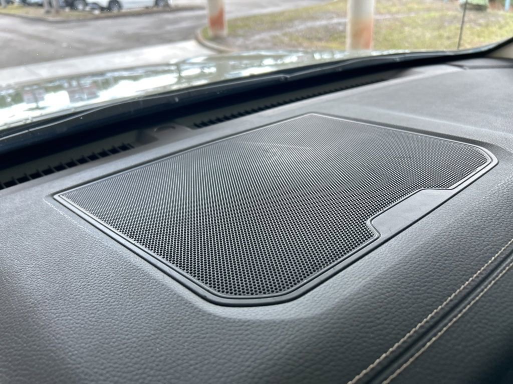 Used 2019 Nissan Titan PRO-4X w/ Pro-4x Convenience Package image 48