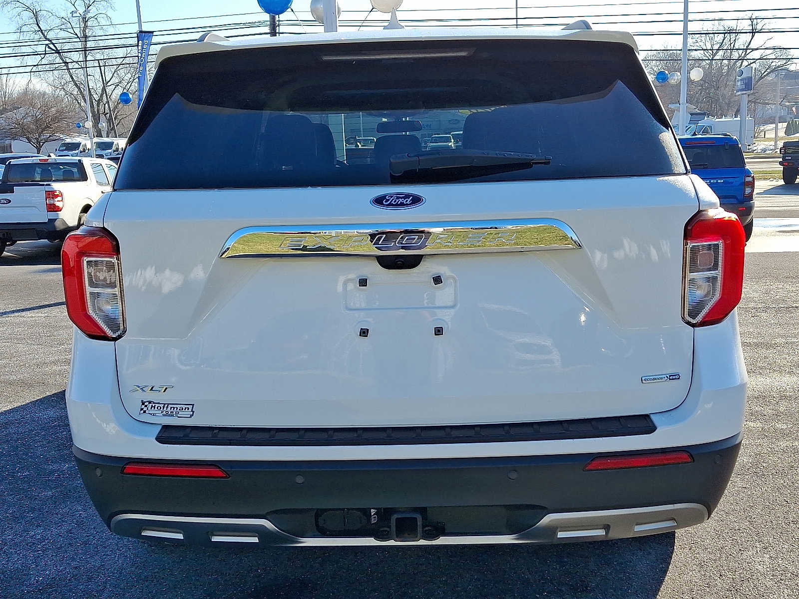 Certified 2020 Ford Explorer XLT w/ Equipment Group 202A image 5