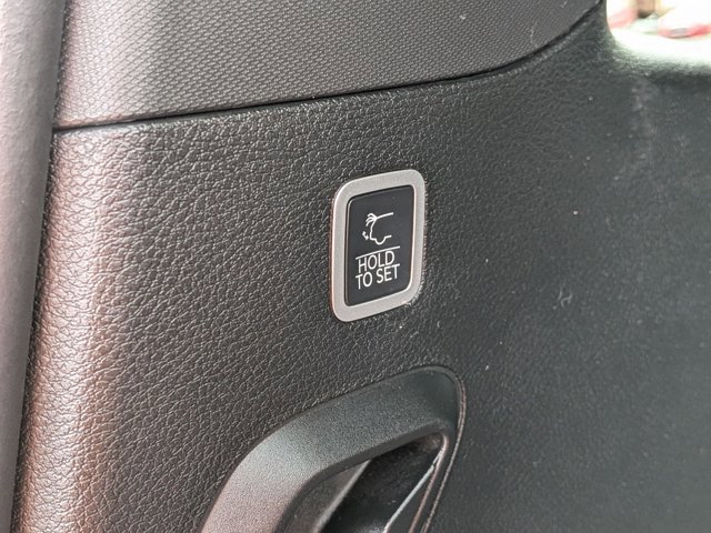 Used 2022 Jeep Wagoneer Series III w/ Premium Group I image 7