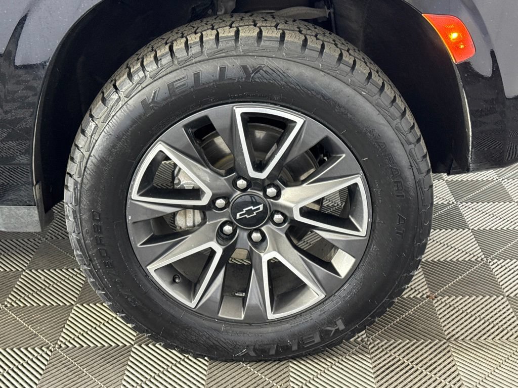 Certified 2023 Chevrolet Tahoe Z71 w/ Z71 Off-Road Package AWD/4WD image 12