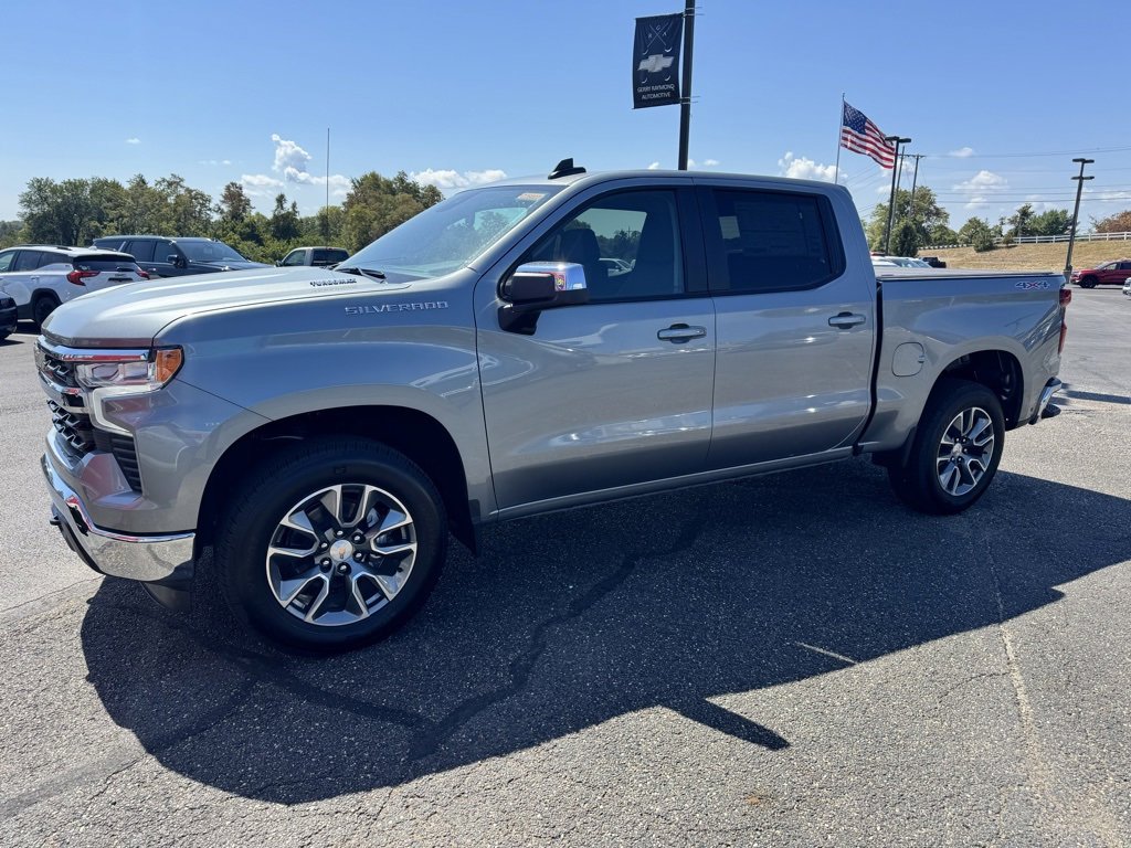 New 2026 Chevrolet Silverado 1500 LT image 3