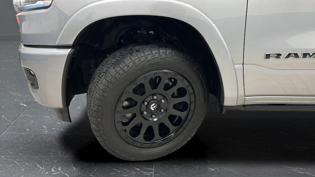 Used 2025 RAM 1500 Laramie w/ Sport Appearance Package AWD/4WD image 37