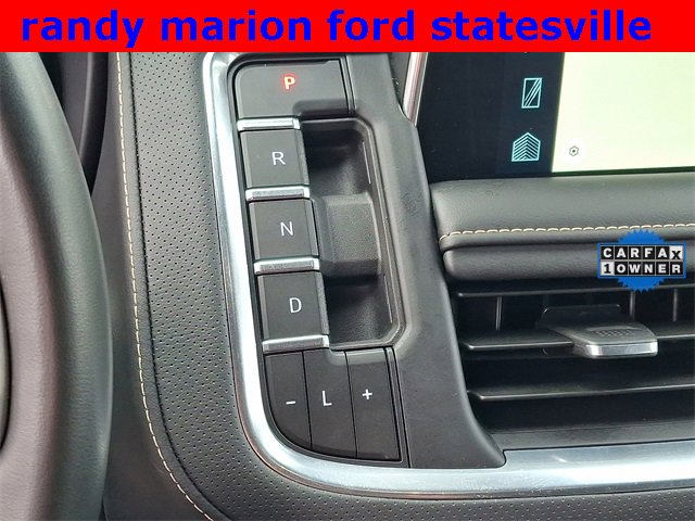 Used 2024 Chevrolet Suburban Premier image 14