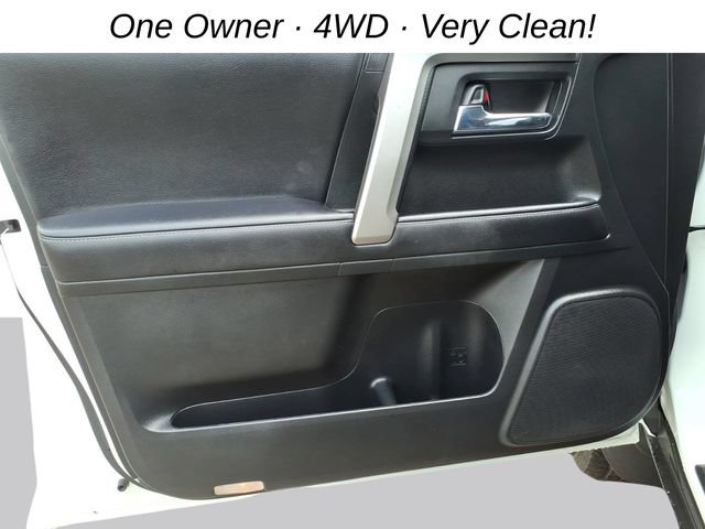 Used 2020 Toyota 4Runner SR5 AWD/4WD image 10
