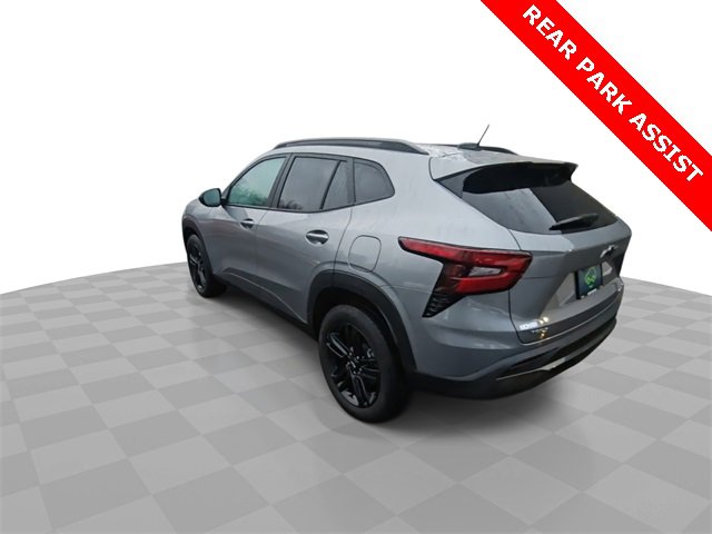 Used 2025 Chevrolet Trax ACTIV w/ Driver Confidence Package image 6