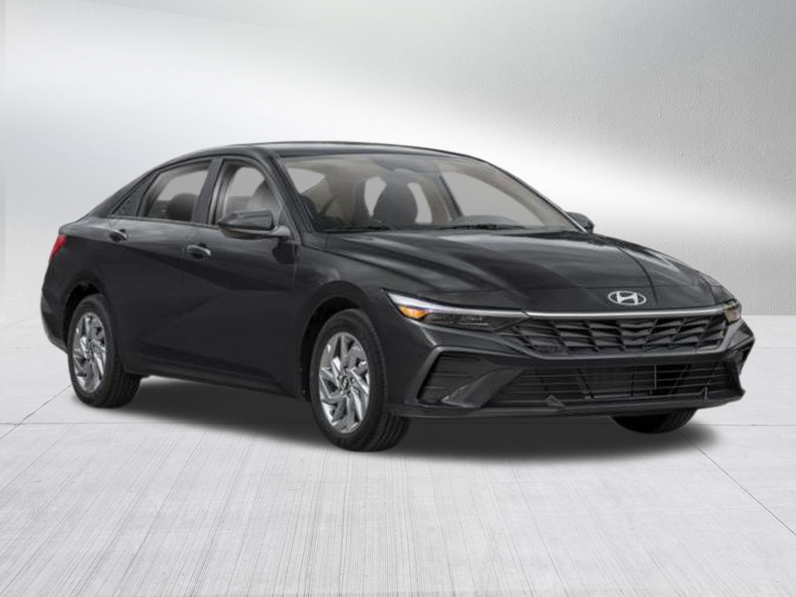 New 2026 Hyundai Elantra SEL Sport Premium image 6