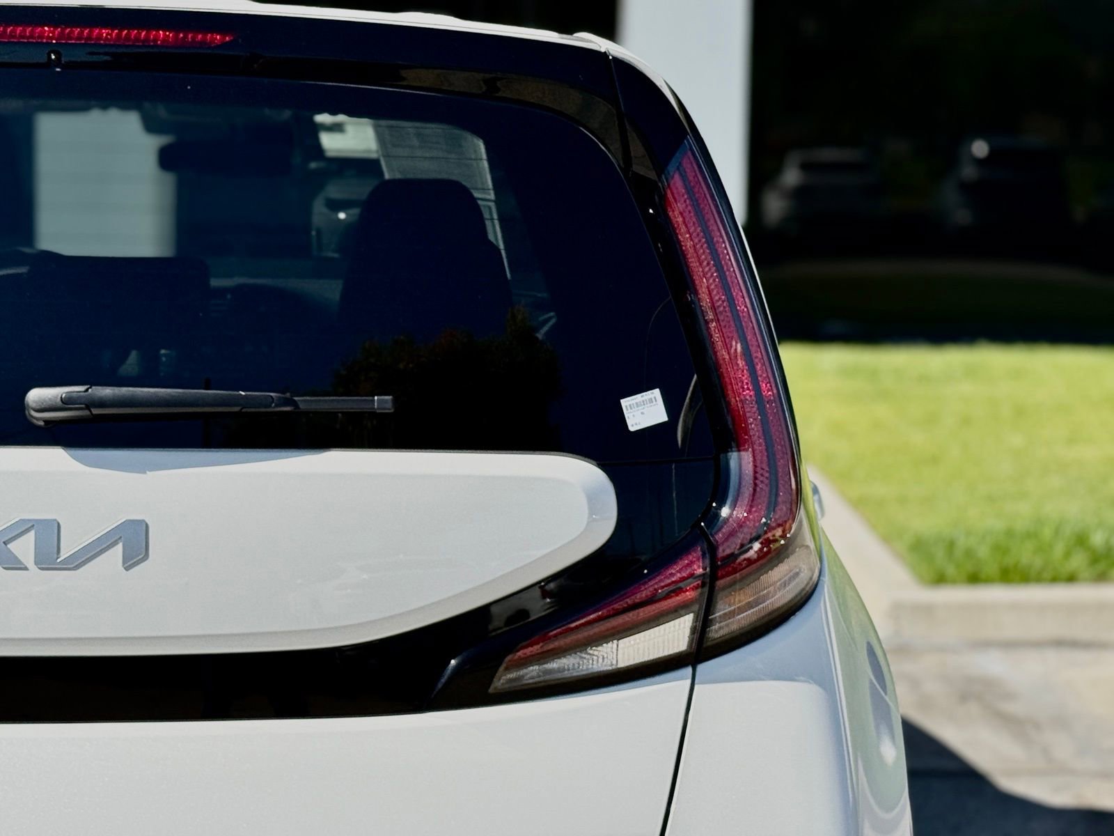 Used 2025 Kia Soul LX FWD image 17