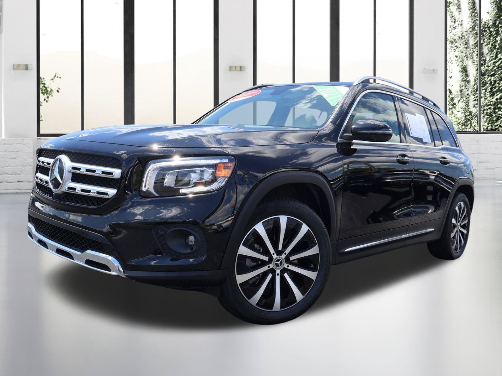 Certified 2021 Mercedes-Benz GLB 250 image 1