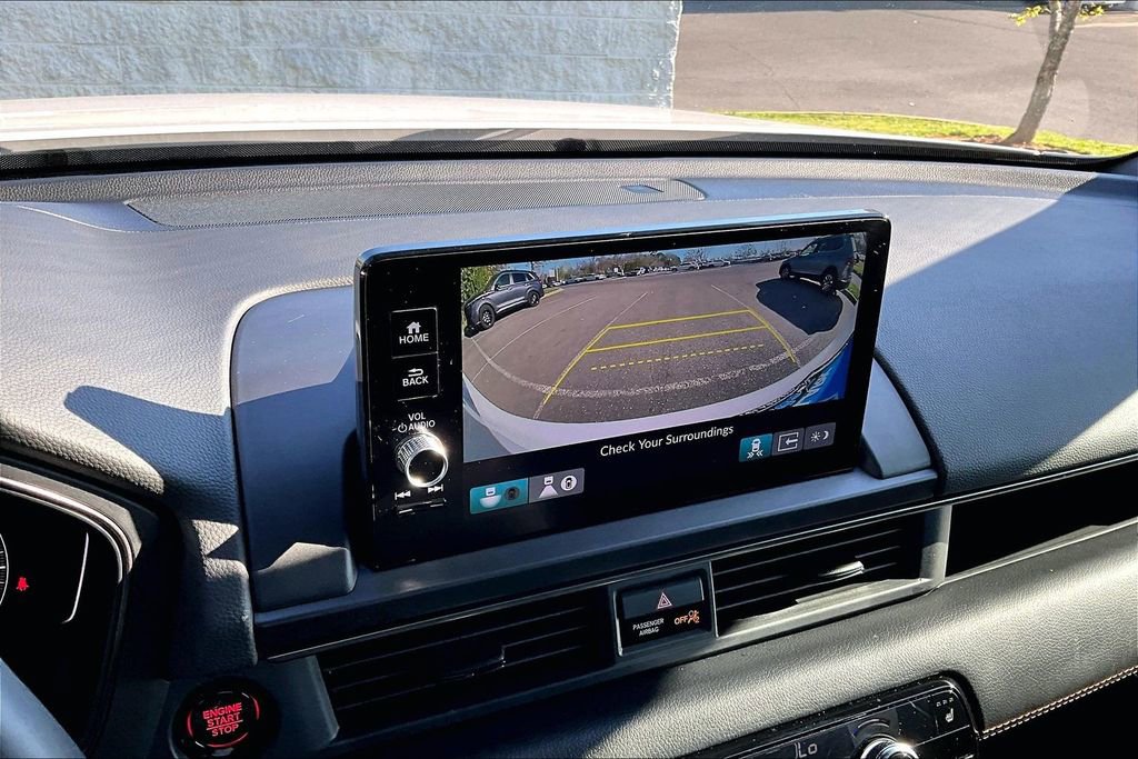 Certified 2025 Honda Pilot TrailSport image 13