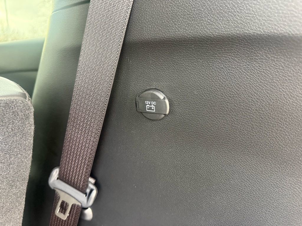 New 2025 Chrysler Pacifica Select image 33