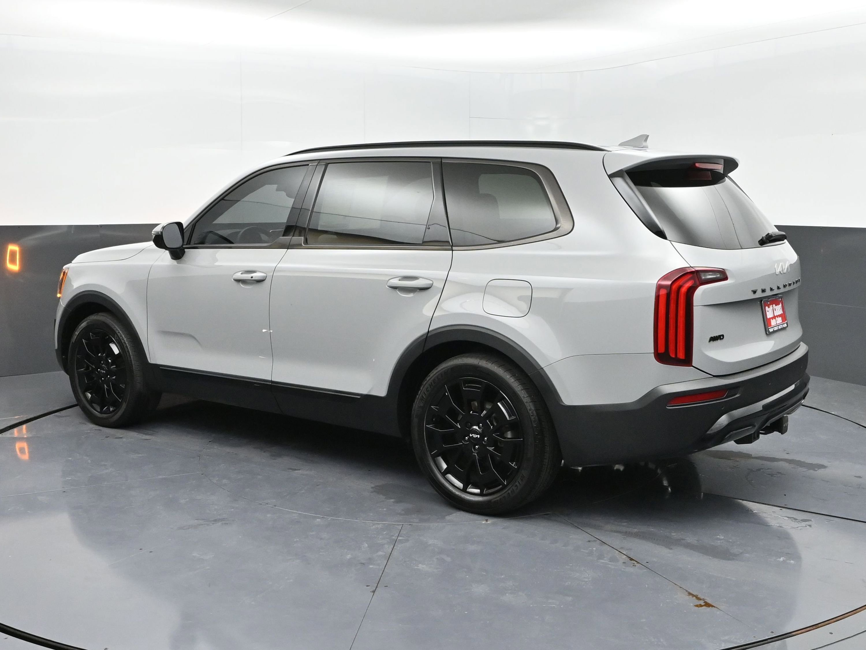 Used 2022 Kia Telluride SX w/ SX Prestige Package image 29