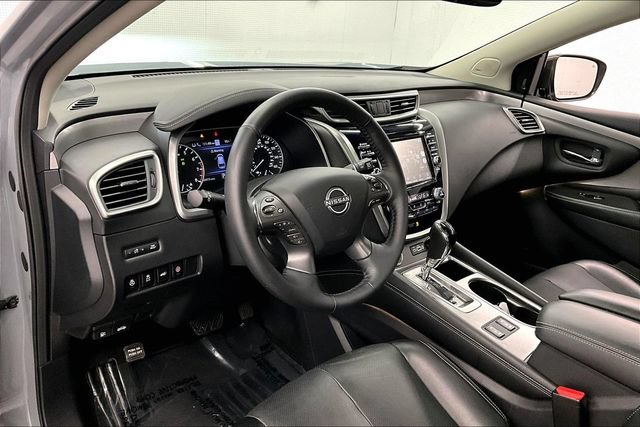 Used 2023 Nissan Murano SL w/ SL Moonroof Package AWD/4WD image 16