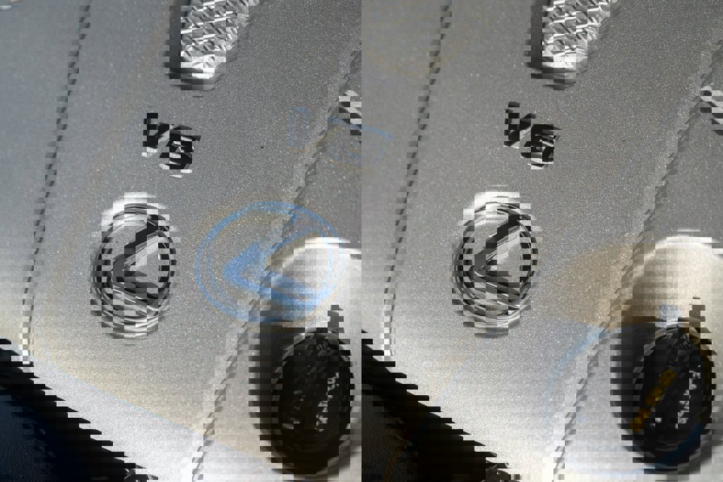 Used 2012 Lexus IS 350C RWD image 7