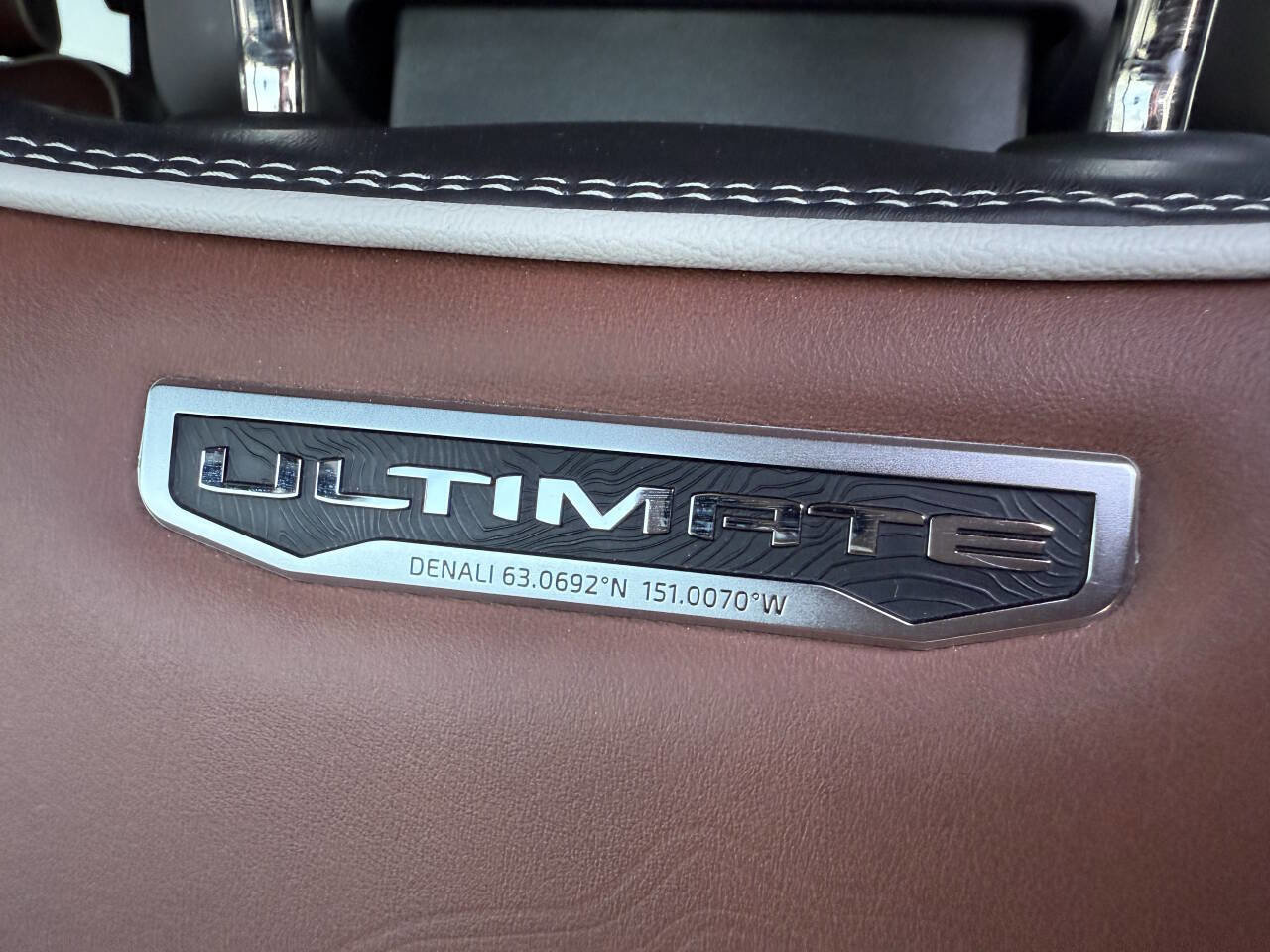 Used 2023 GMC Yukon Denali Ultimate image 48