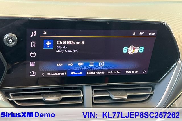 Used 2025 Chevrolet Trax RS w/ Driver Confidence Package FWD image 38