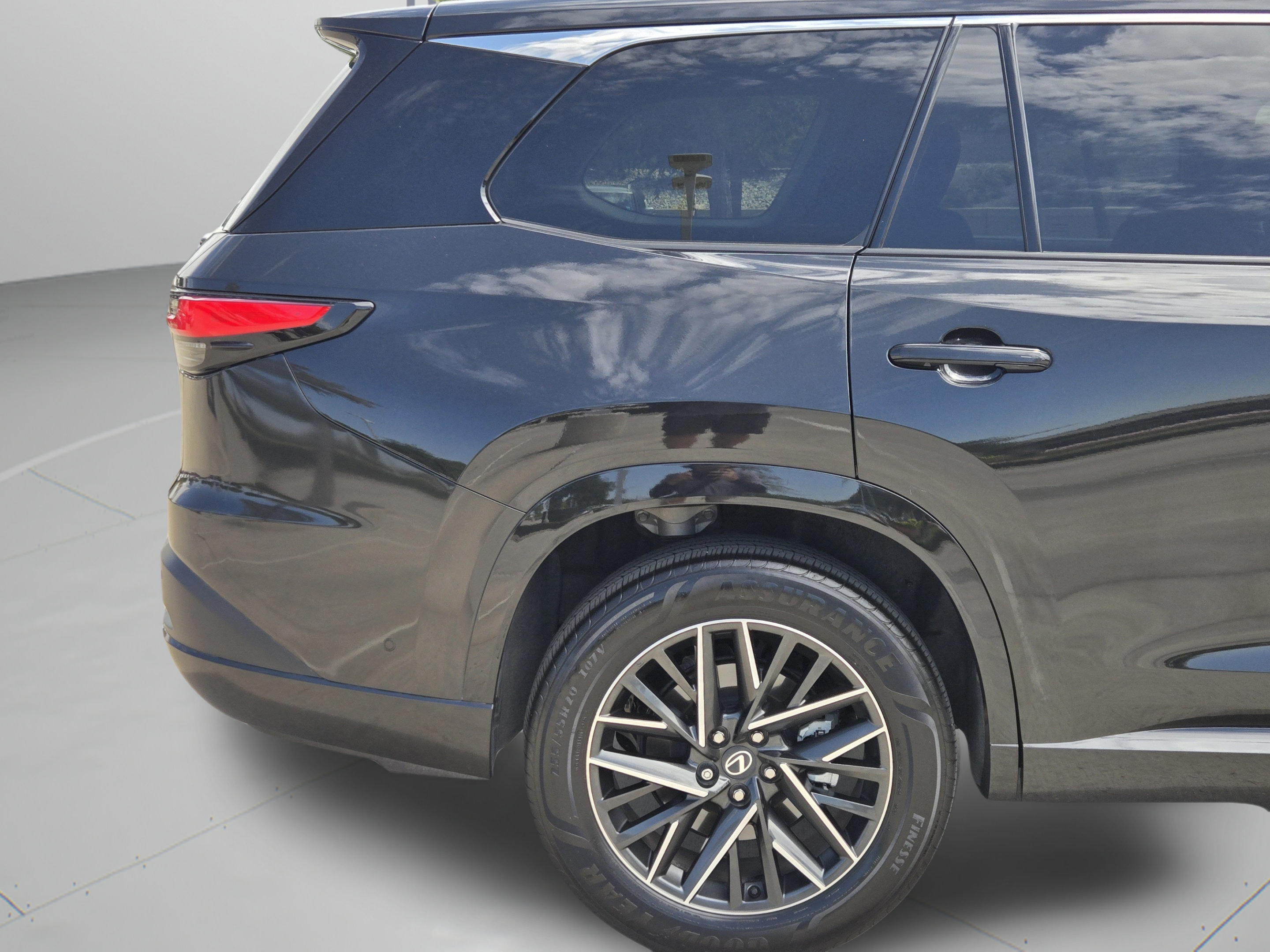 Used 2026 Lexus TX 350 AWD w/ Technology Package image 38