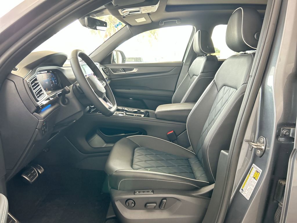 New 2025 Volkswagen Atlas Cross Sport SEL Premium R-Line image 12