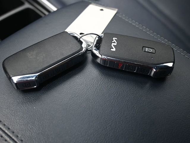 Used 2023 Kia Sorento SX Prestige image 15