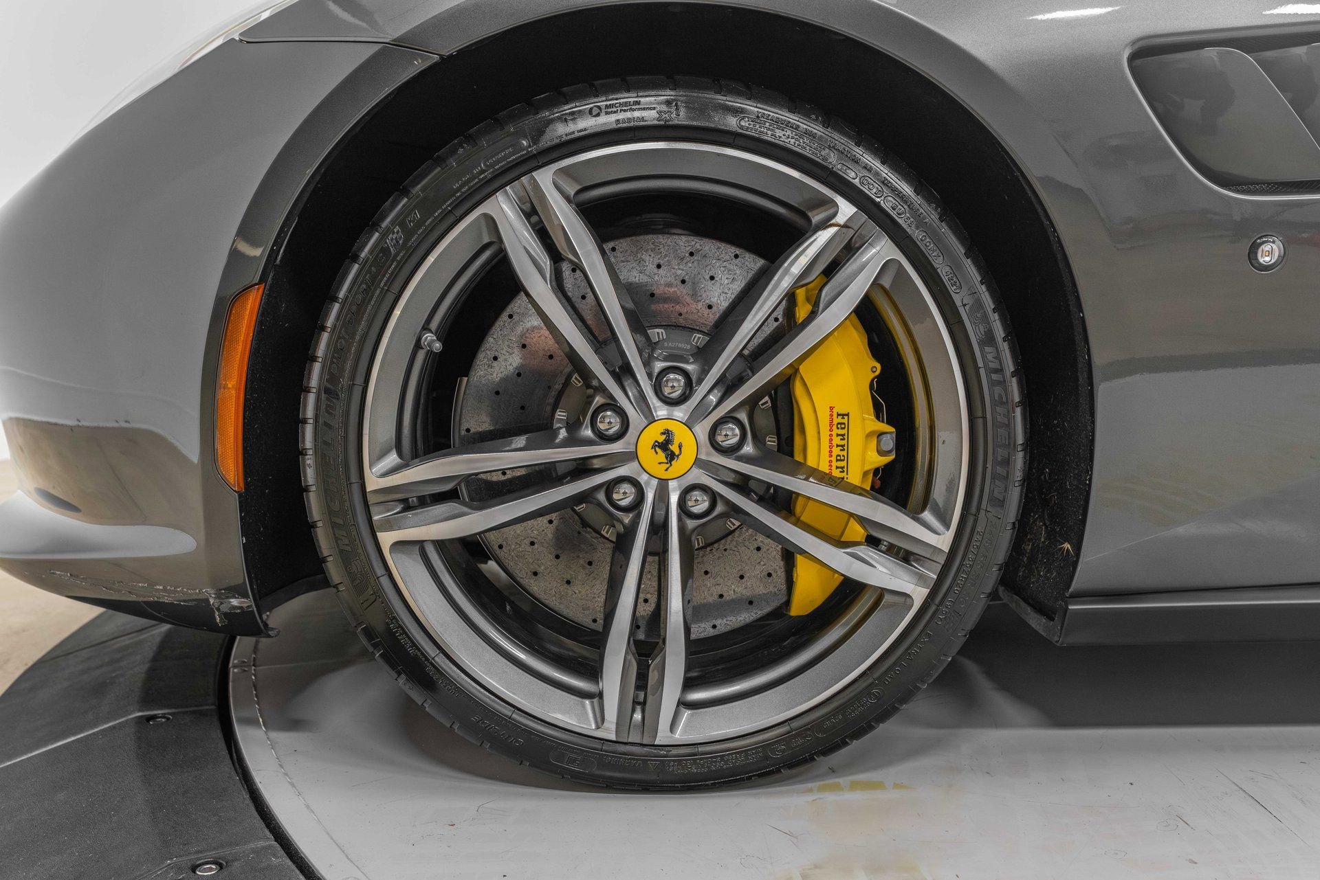 Certified 2019 Ferrari GTC4Lusso AWD/4WD image 14