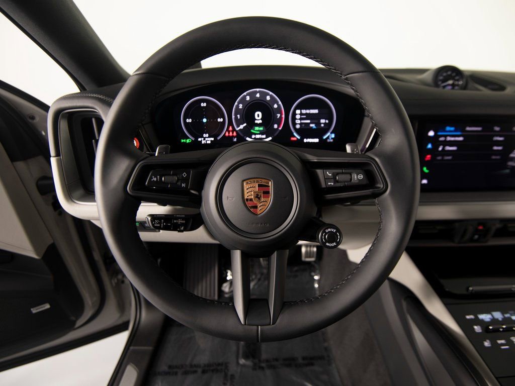 New 2026 Porsche Cayenne S image 18