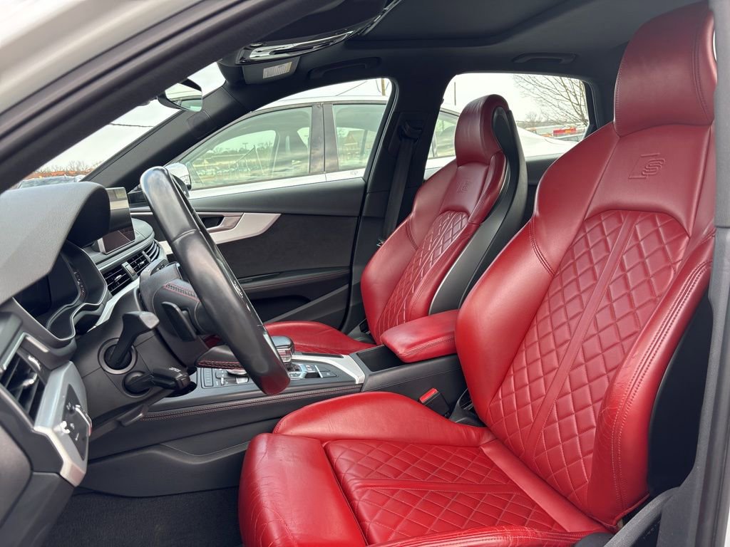 Used 2019 Audi S4 Premium Plus w/ Premium Plus Package image 11