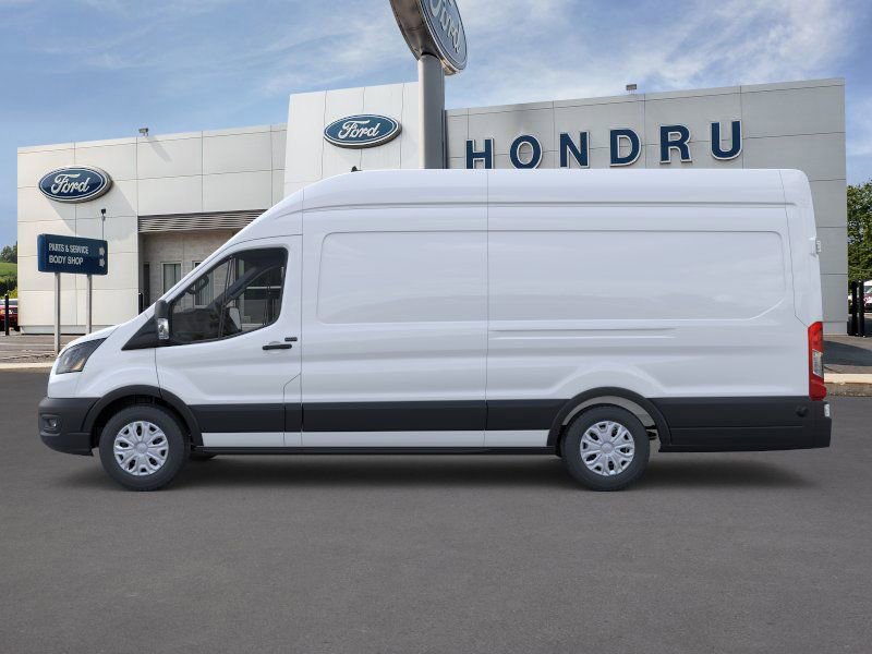 New 2026 Ford E-Transit 148 High Roof Extended image 3